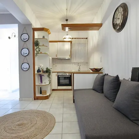 Angelina's Boutique In Apartman Návplio