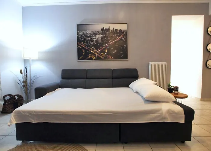 Angelina's Boutique In *