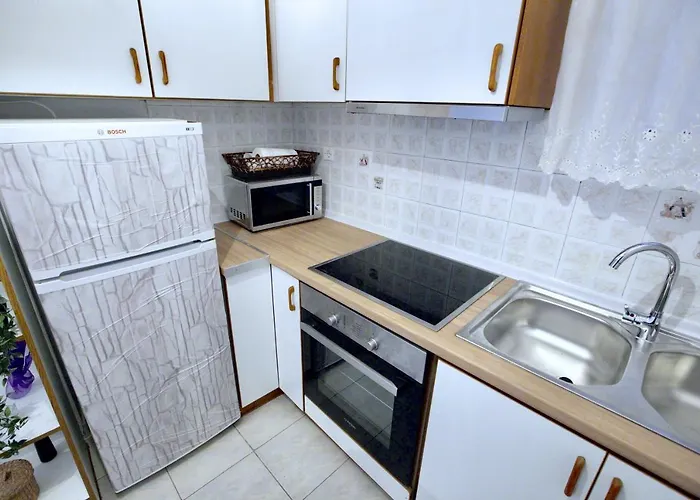 Angelina's Boutique In 아파트 *